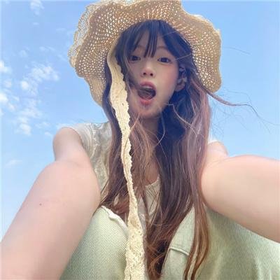 战火中的小狐狸海报